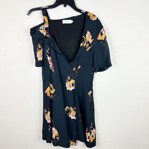 ALC Lucia Off shoulder Silk Black Floral Shoulder Mini Dress Size 4 - Picture 2 of 7